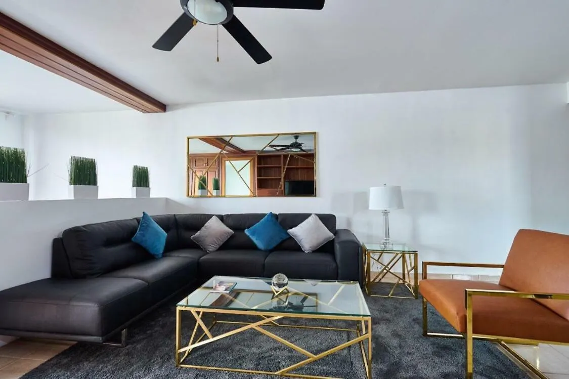 Studio @ Naco 2000 - Santo Domingo Apartment